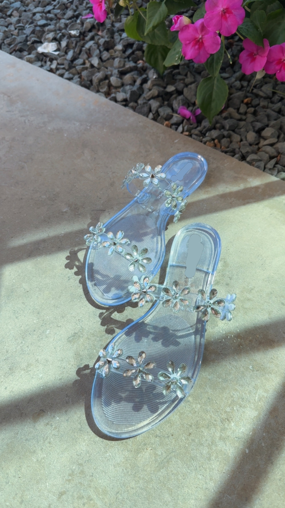 JOANIE FLORAL JEWEL JELLY SANDAL - CLEAR