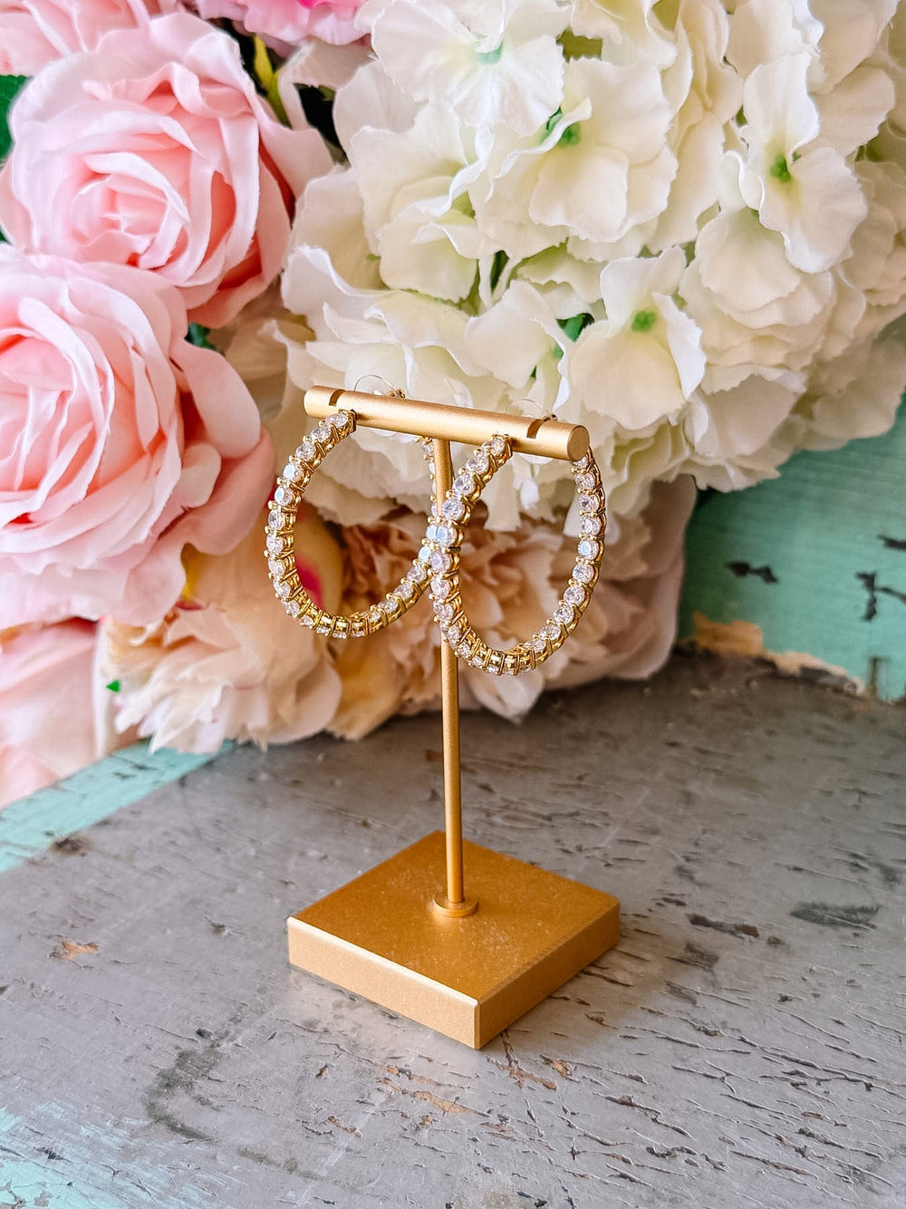 CRYSTAL LUXE HOOP - GOLD