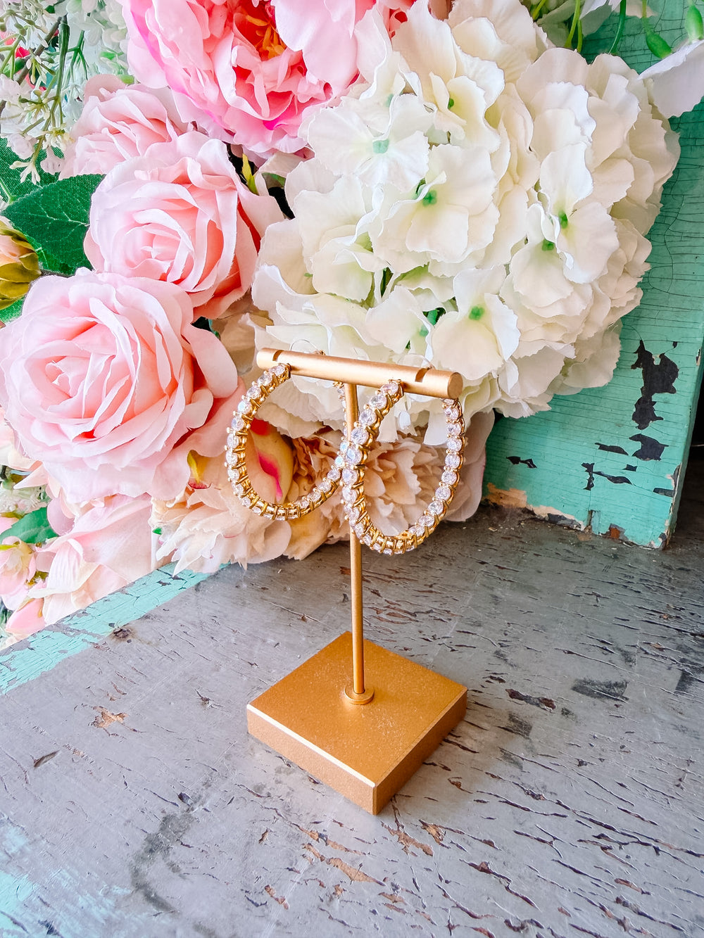 CRYSTAL LUXE HOOP - GOLD