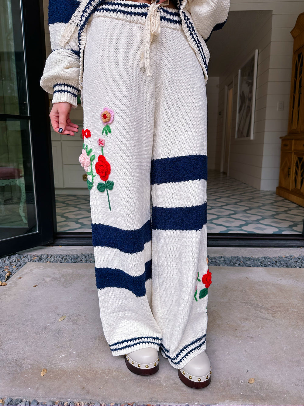 BLOOM OUT LOUD STRIPE PANT SET