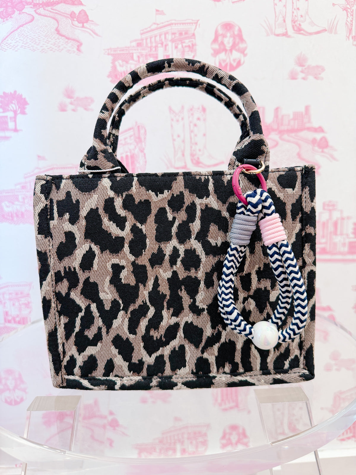 LOOP YOU IN ROPE BALL BAG CHARM - BLACK/WHITE