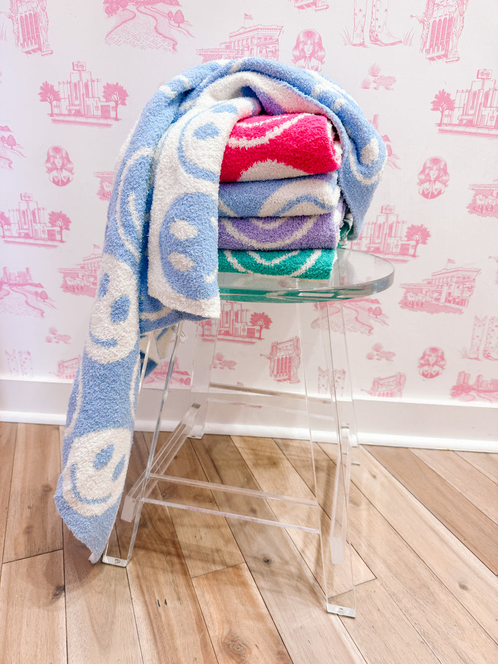 KIDS HAPPY FACE THROW BLANKET 29x35 - BLUE