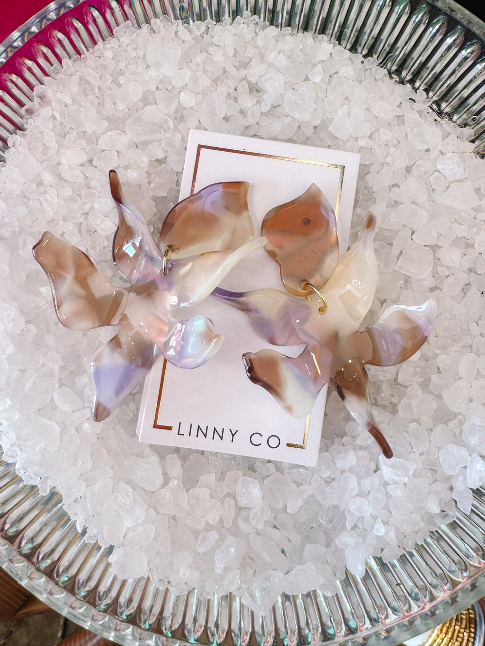 FLORA EARRINGS - LAVENDER HONEY