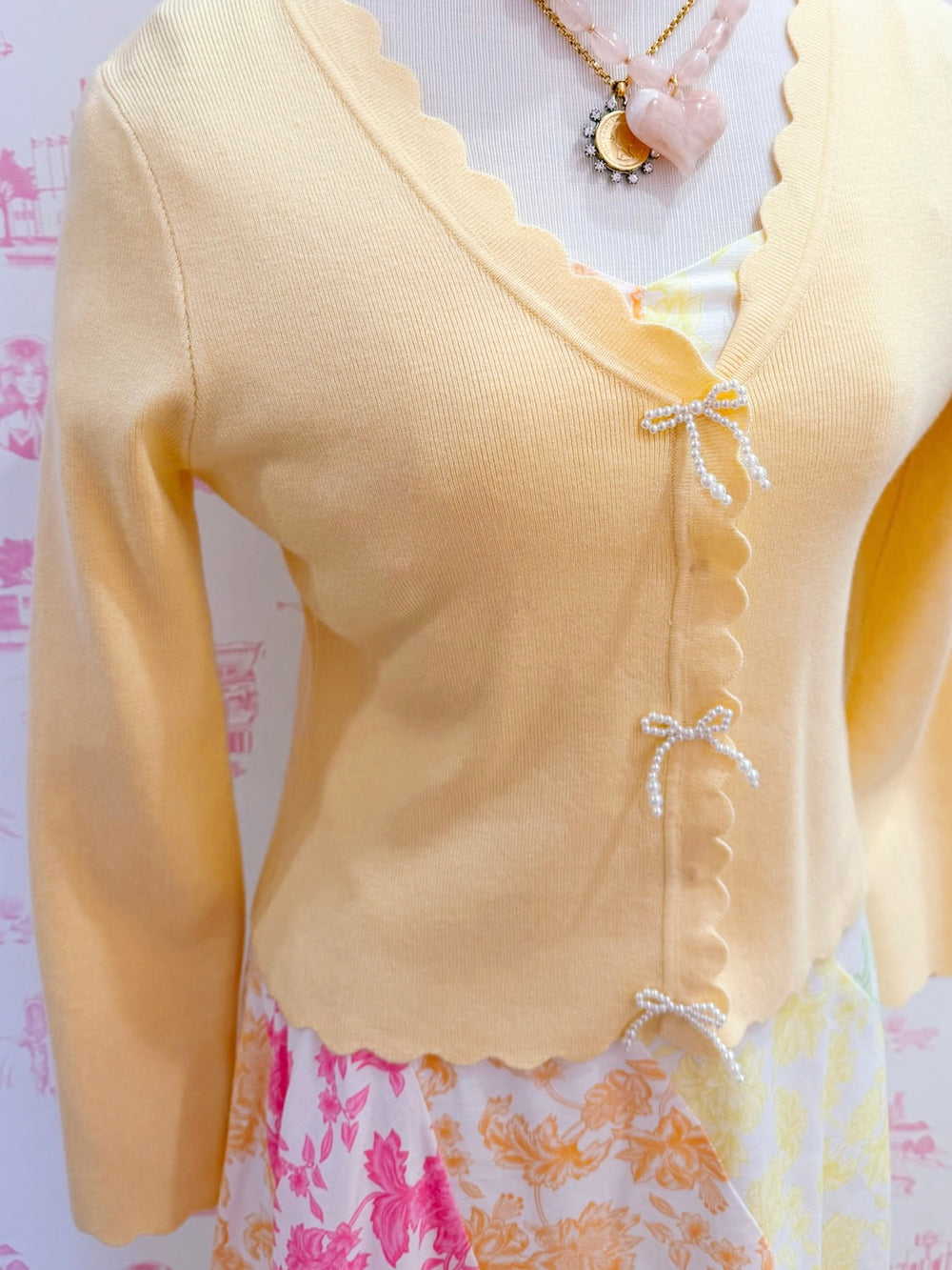 SWEET AS CAN BE SCALLOP BOW CARDIGAN - YELLOW