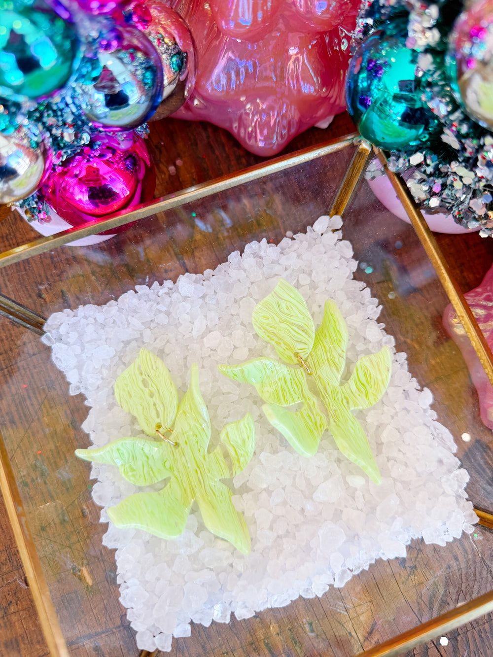FLORA EARRING - LIME ZEST