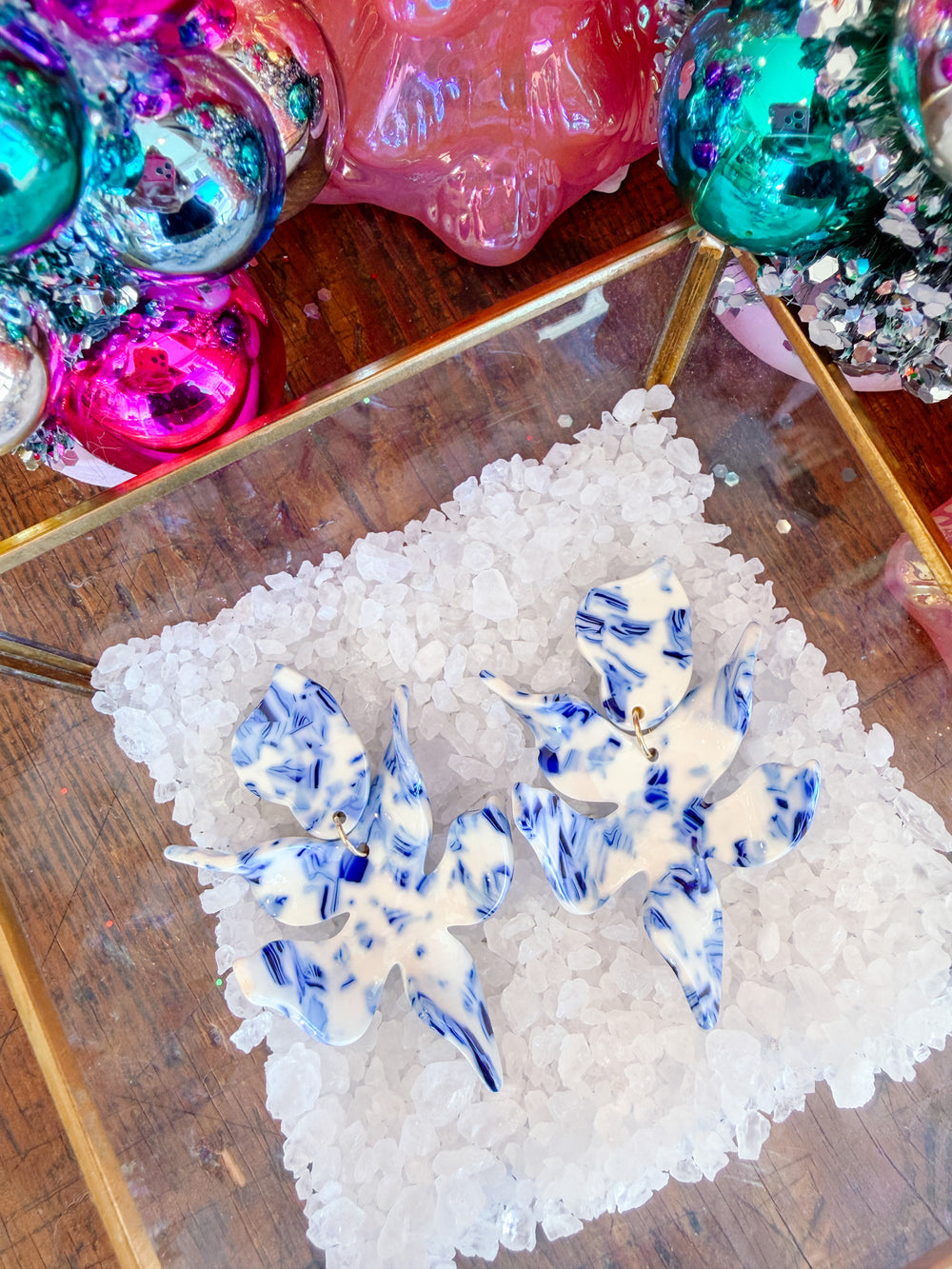 FLORA EARRING - BLUE CHINA