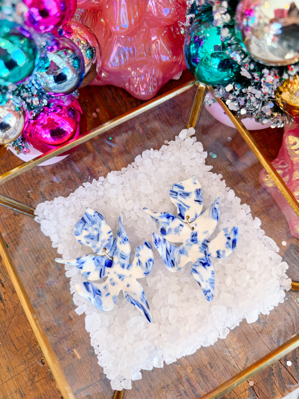 FLORA EARRING - BLUE CHINA