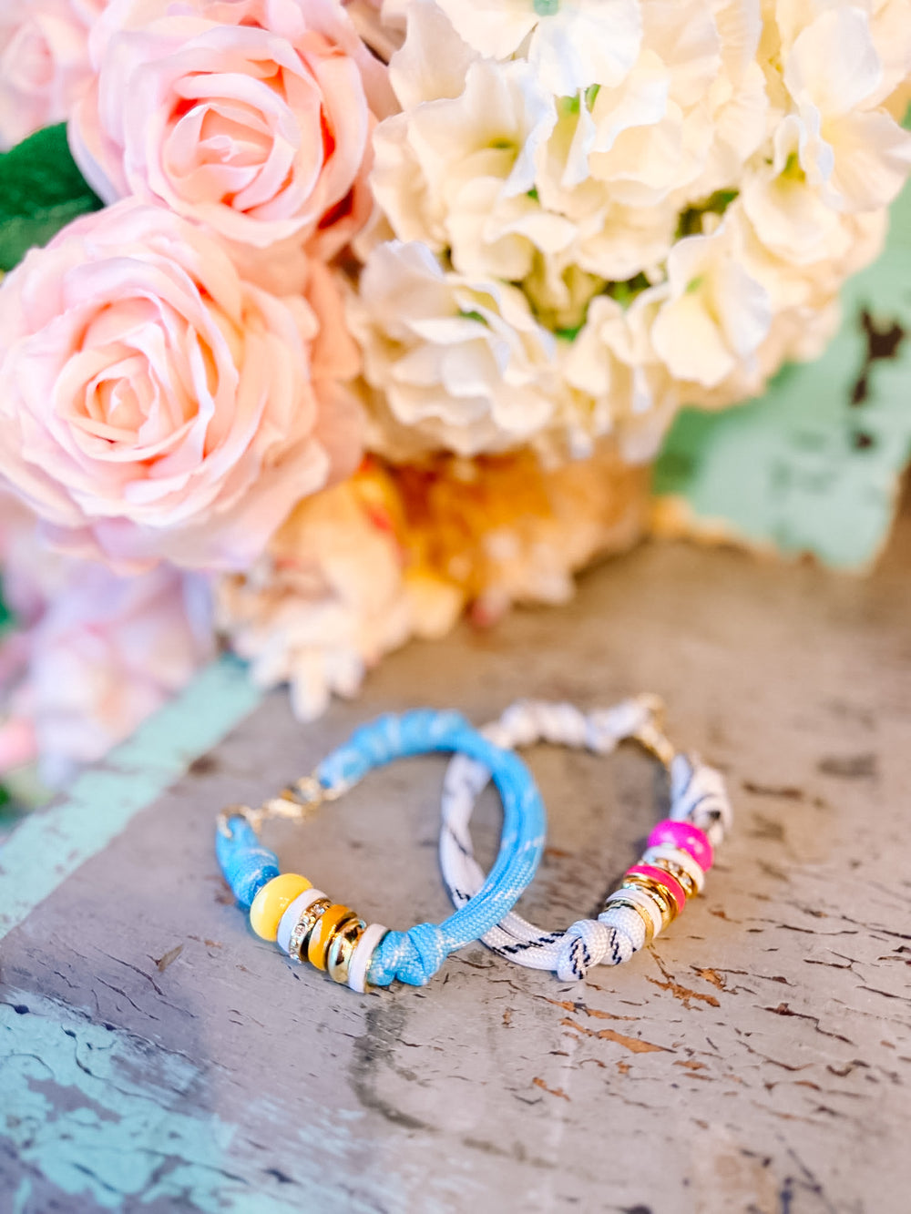 CAMMY CHARM CORD BRACELET - WHITE