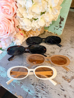 MAXINE OVAL SUNGLASSES