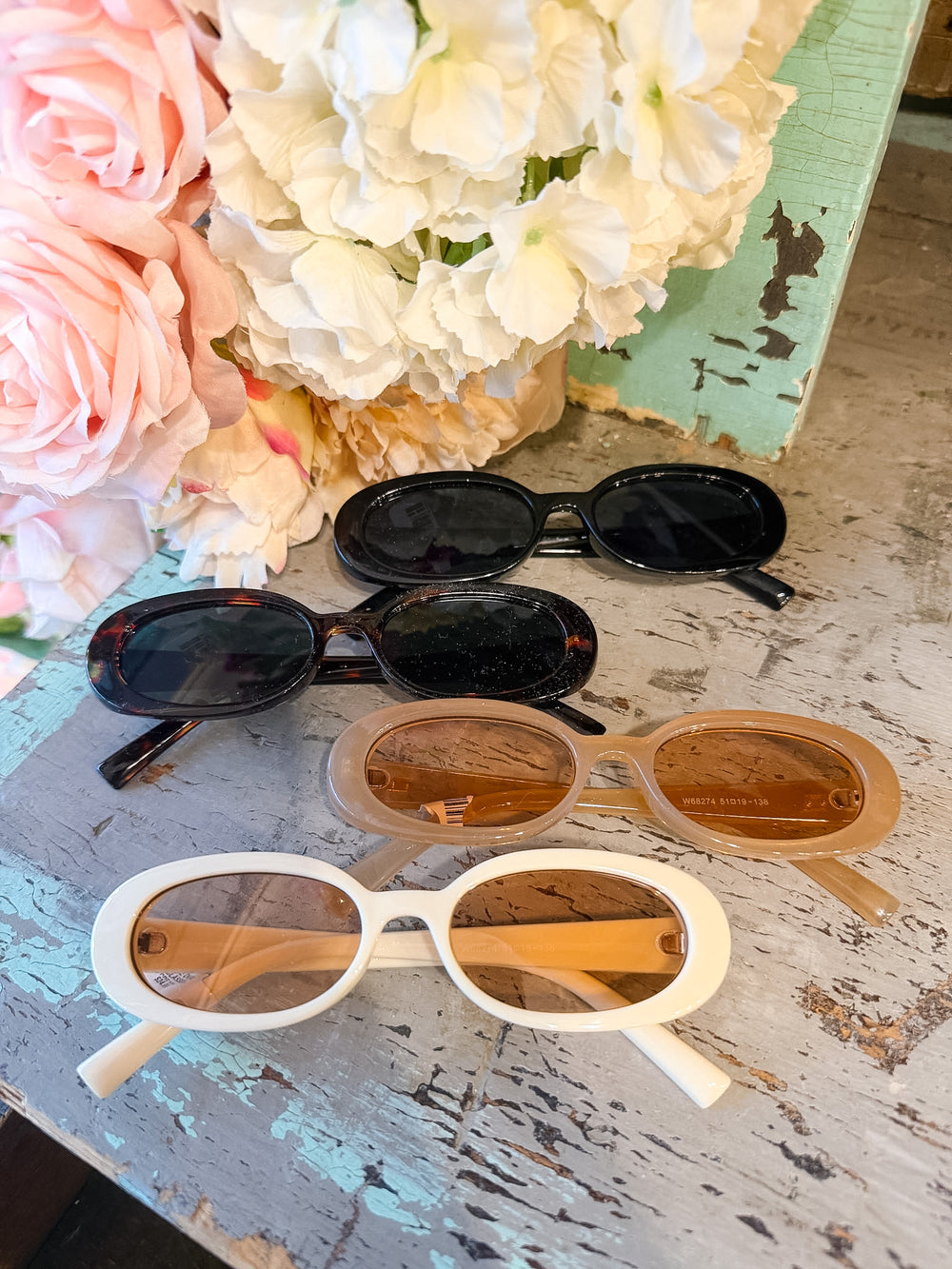 MAXINE OVAL SUNGLASSES