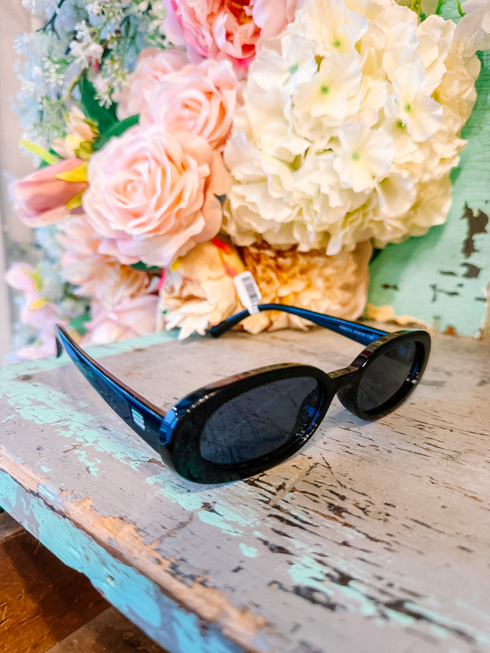 MAXINE OVAL SUNGLASSES
