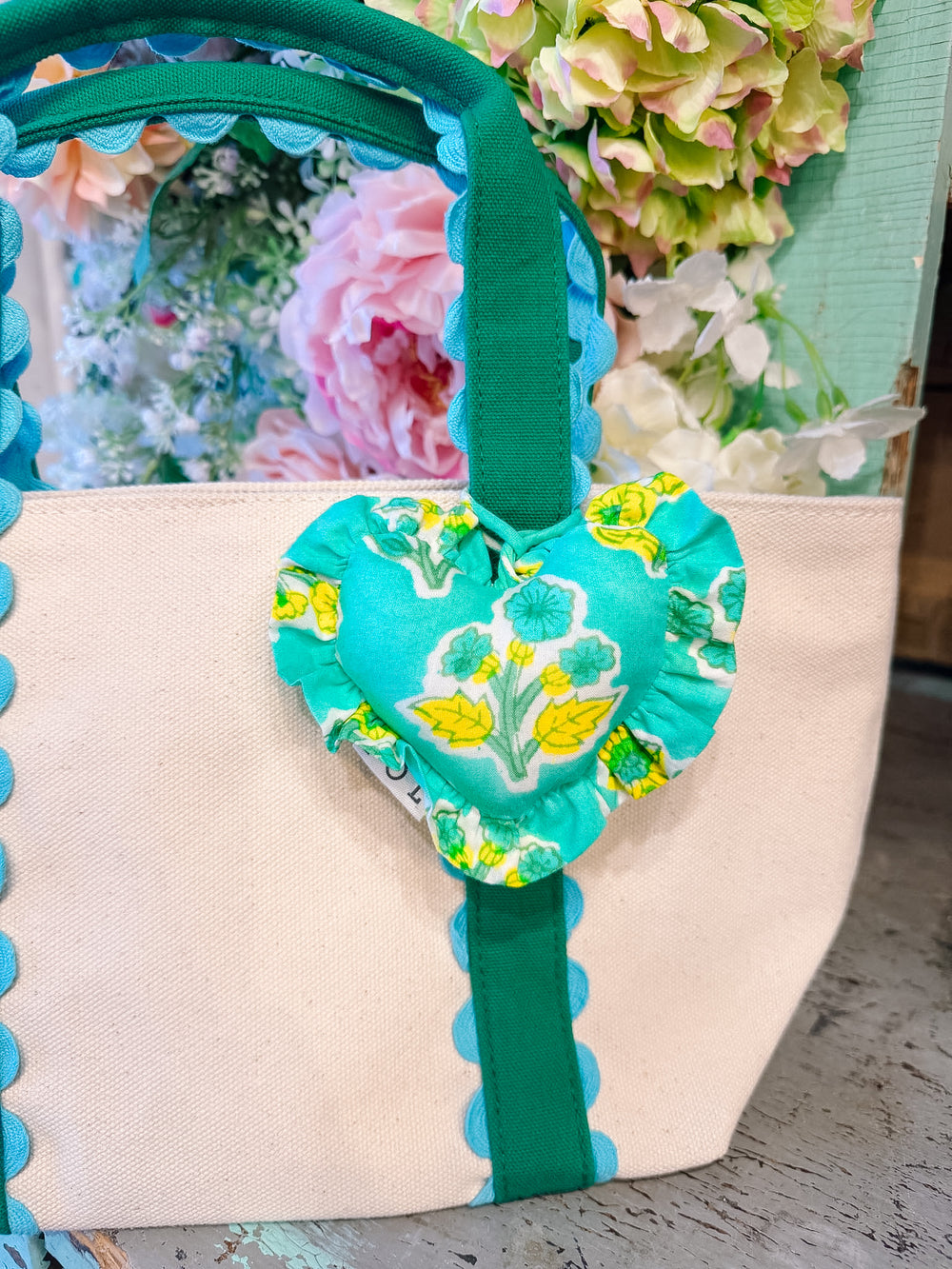 HEART OF MINE RUFFLE QUILTED CHARM - MINT