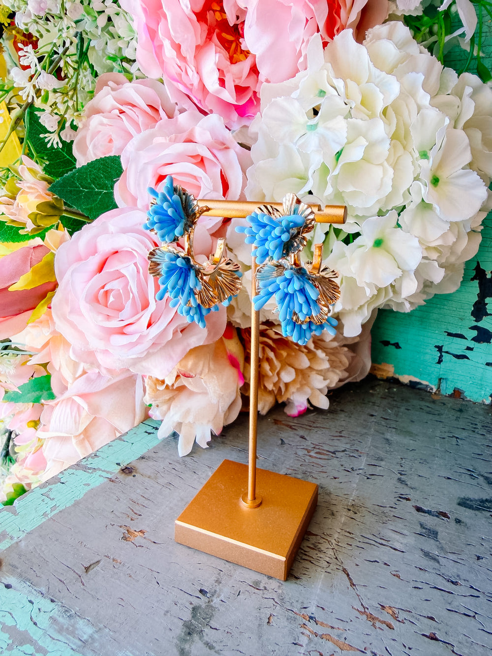 MELINDA FLORAL HOOP EARRING - BLUE