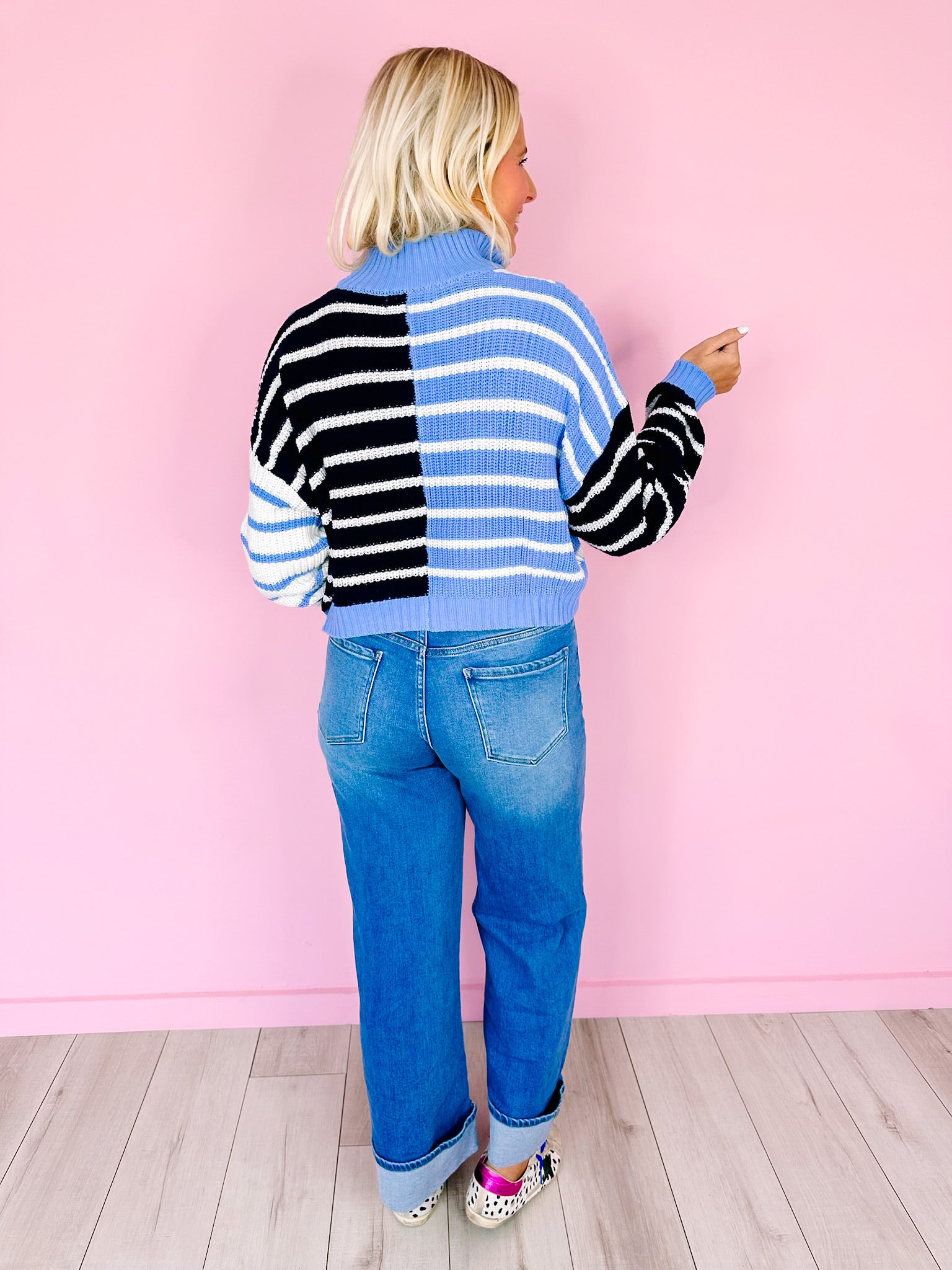 SEE MY STRIPES COLORBLOCK HALF ZIP SWEATER - BLUE