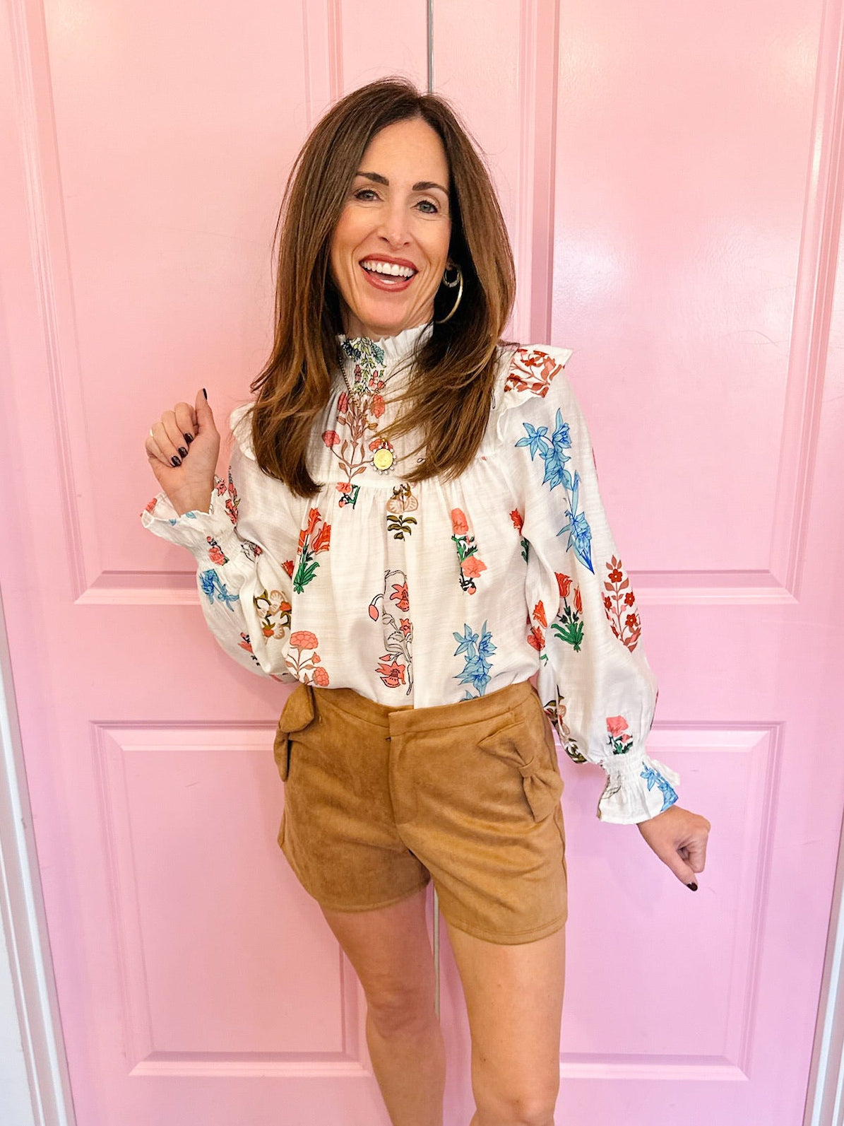 BOW MUCH FUN SUEDE SHORTS - BROWN