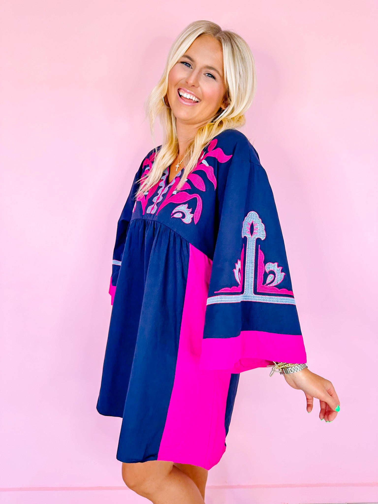 SUCH JOY VINE EMBROIDERED DRESS - NAVY