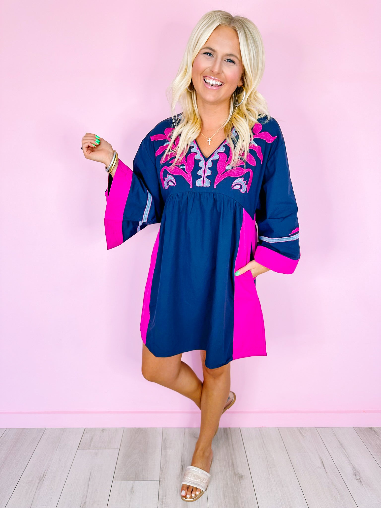 SUCH JOY VINE EMBROIDERED DRESS - NAVY