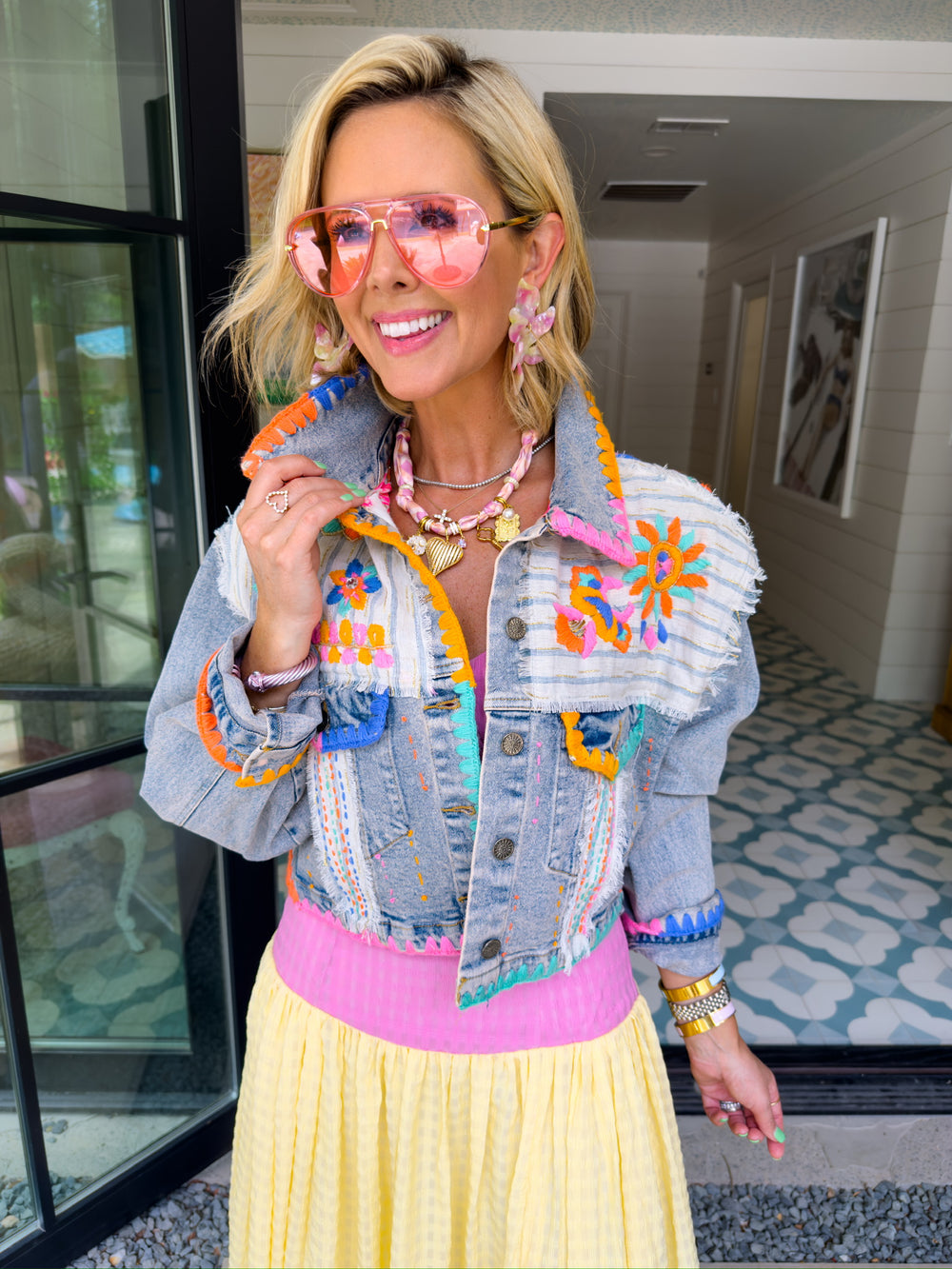 DAHLIA FLORAL EMBROIDERED STITCH TRIM DENIM JACKET