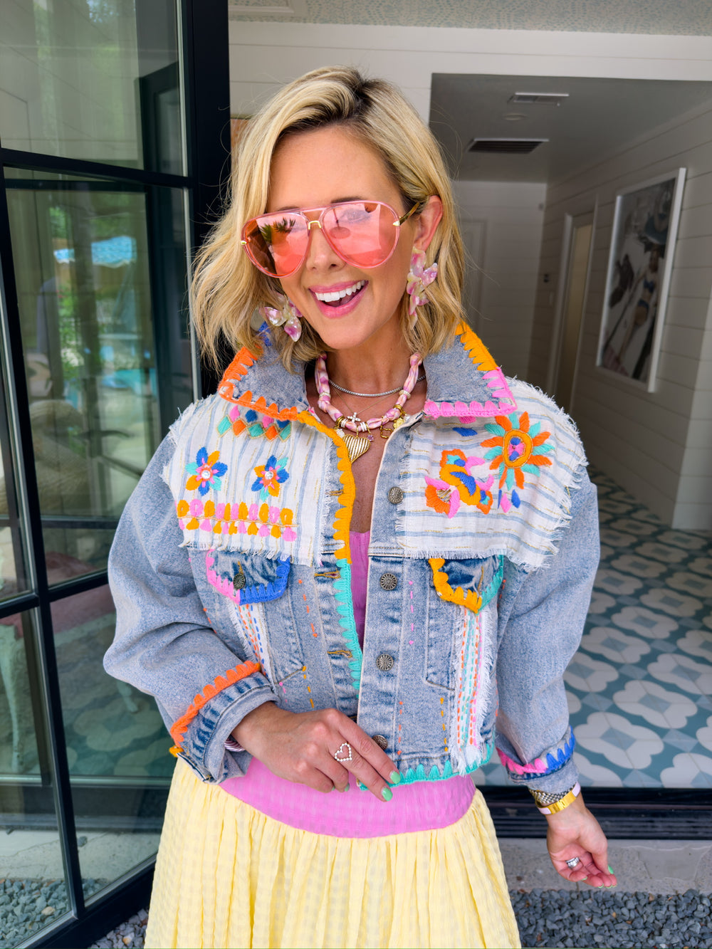 DAHLIA FLORAL EMBROIDERED STITCH TRIM DENIM JACKET