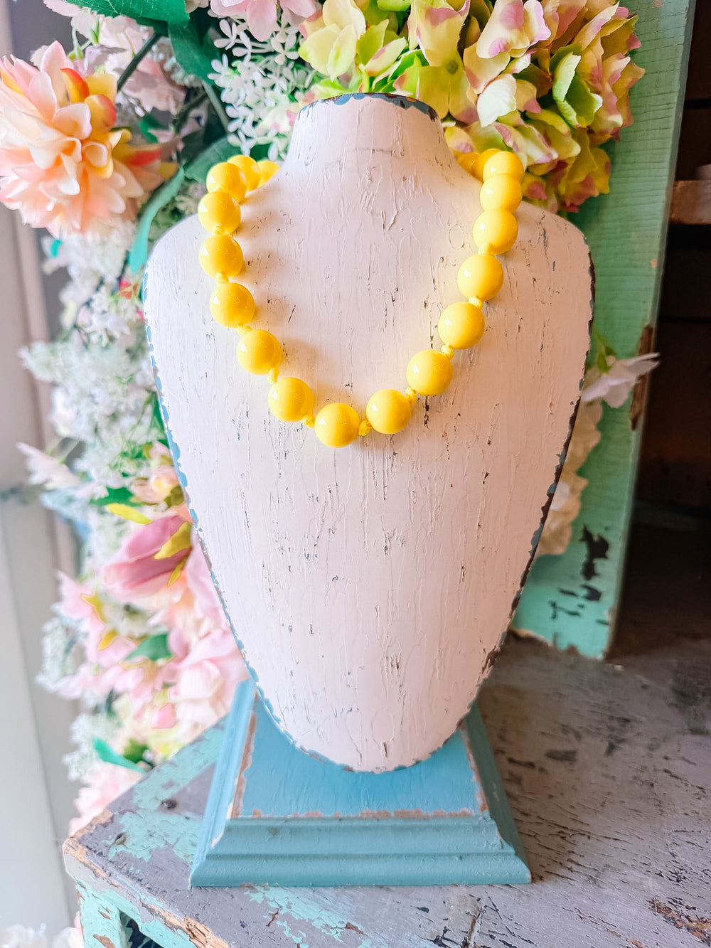 BUBBLEGUM BEADS NECKLACE - YELLOW
