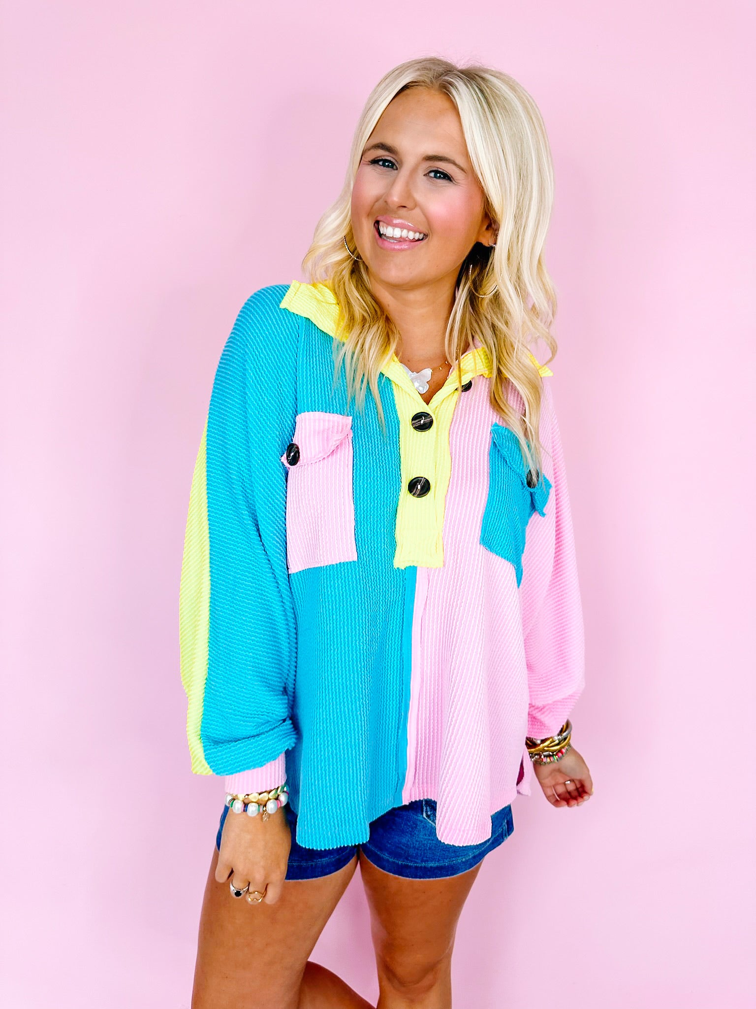 KAMERON COLORBLOCK BUTTON UP TOP - BLUE/PINK