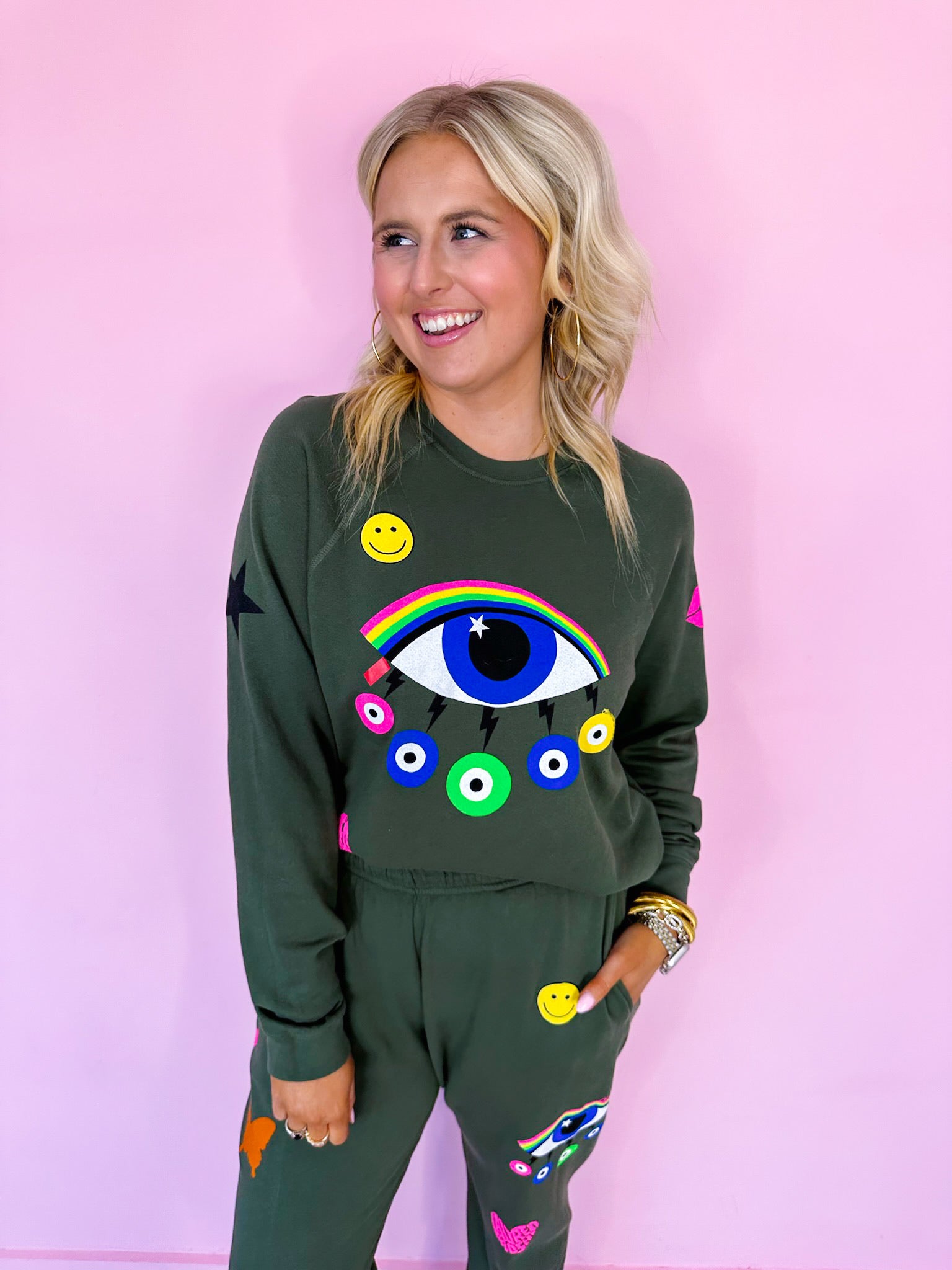 ANELA RAINBOW EVIL EYE SWEATSHIRT - GREEN