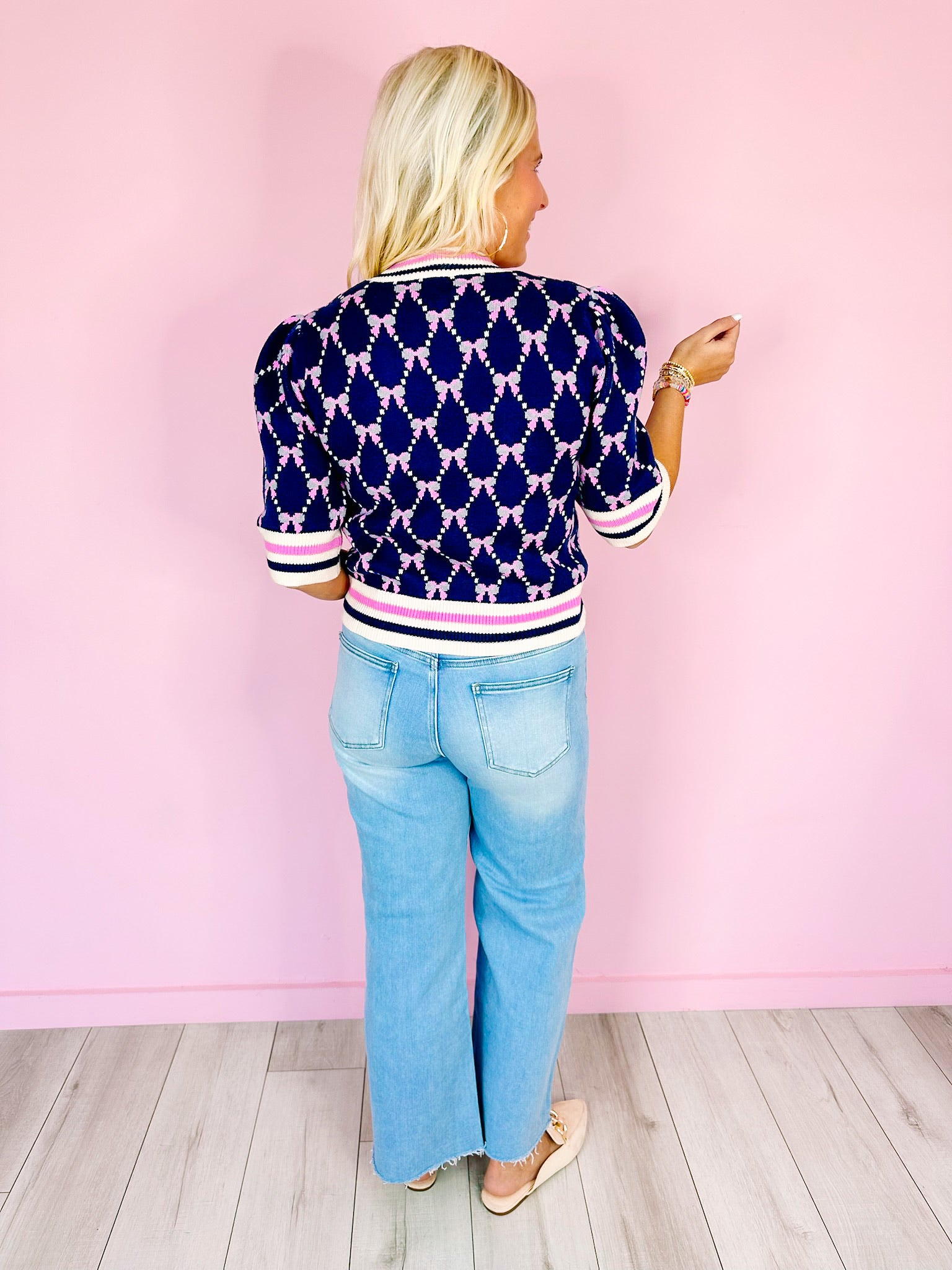 ABUNDANCE OF BOWS SHORT SLEEVE SWEATER TOP - NAVY