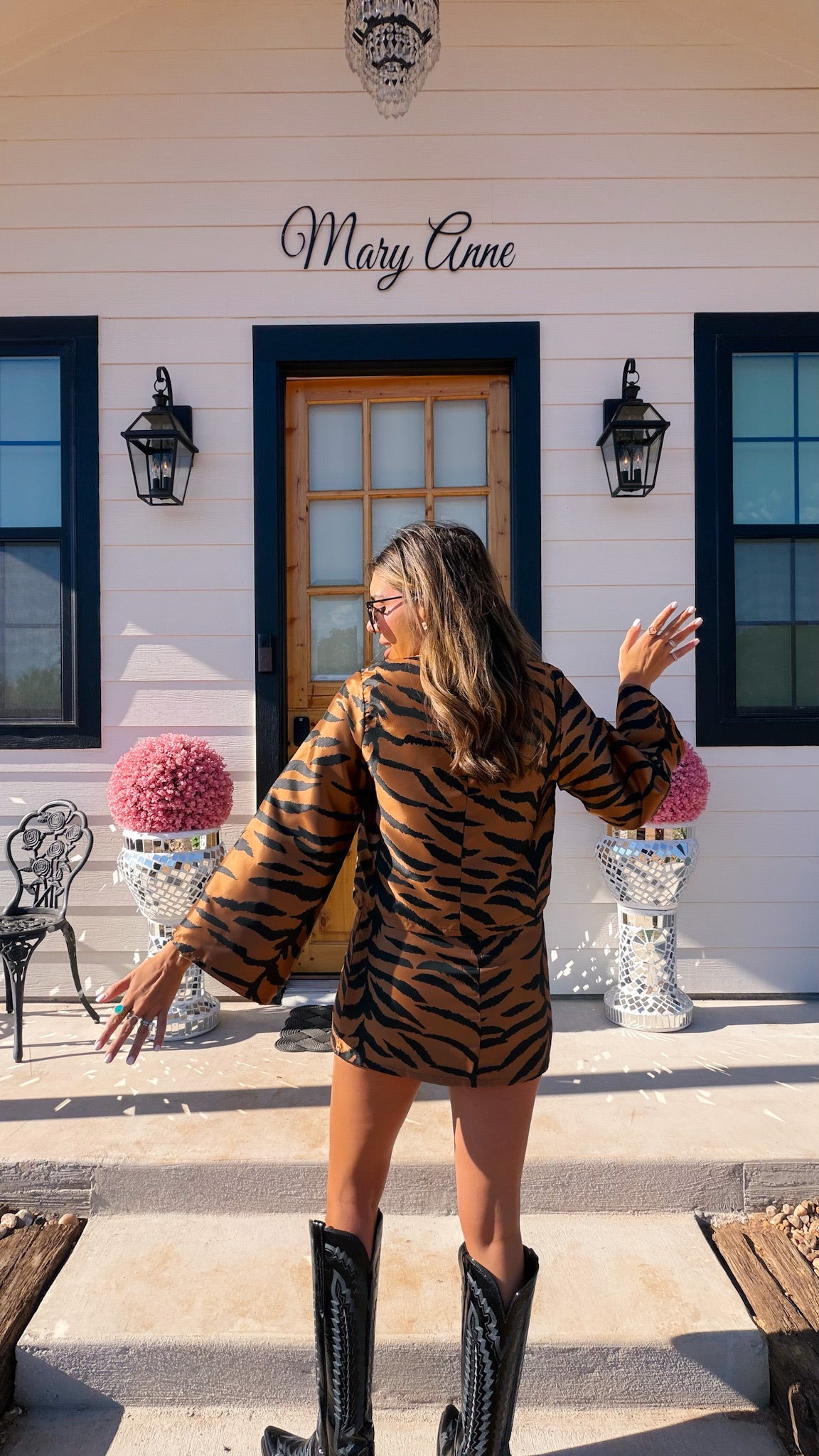 ALL EYES ON ME TIGER SKIRT SET - BROWN/BLACK