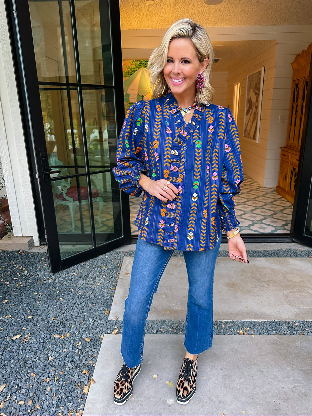 IN THE RIGHT DIRECTION FLORAL VINE LONG SLEEVE TOP - BLUE