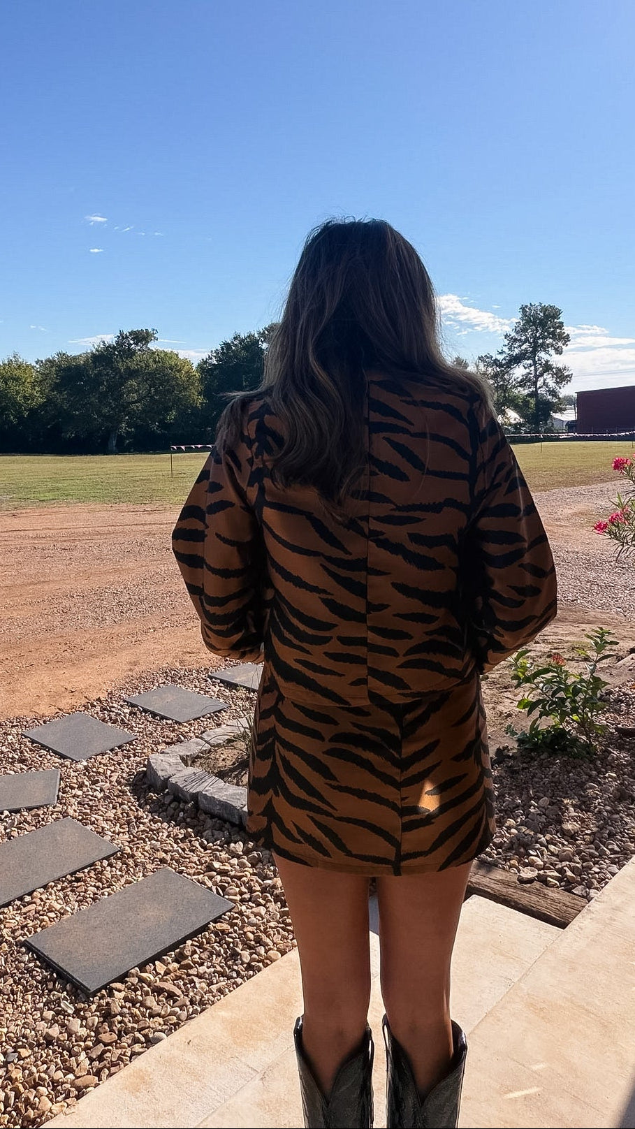 ALL EYES ON ME TIGER SKIRT SET - BROWN/BLACK