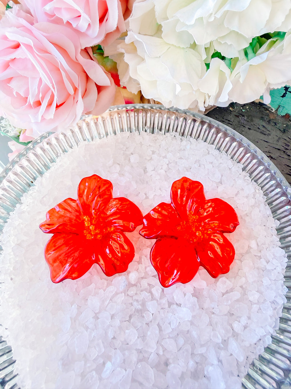 KALANI FLORAL EARRINGS - RED