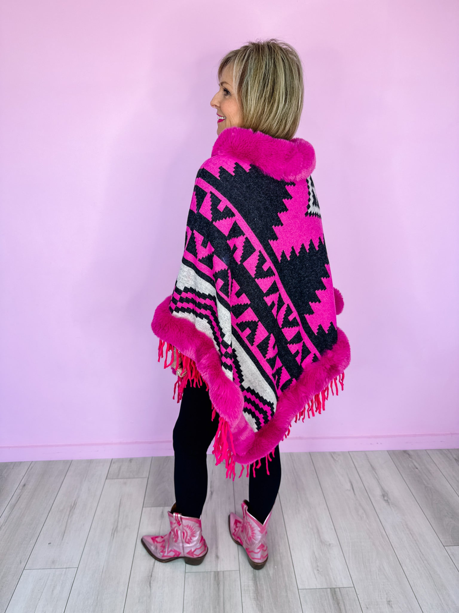 AZTEC MIRAGE FUR TRIM PONCHO - FUCHSIA