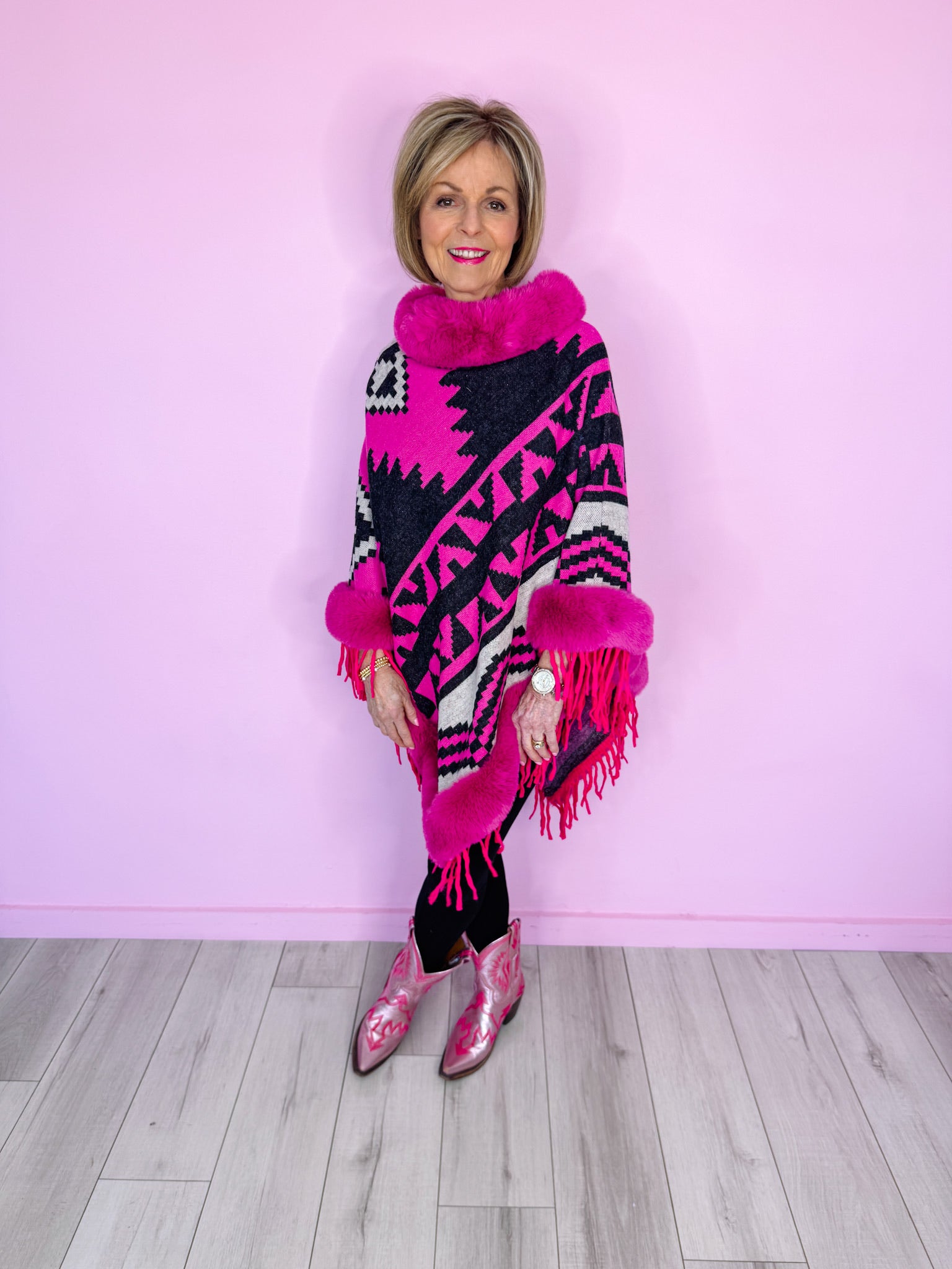 AZTEC MIRAGE FUR TRIM PONCHO - FUCHSIA