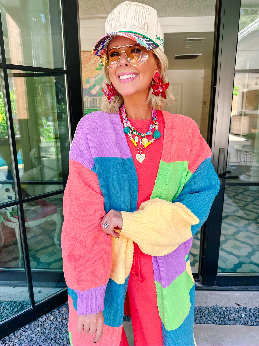 THE CARDIGAN OF MANY COLORS