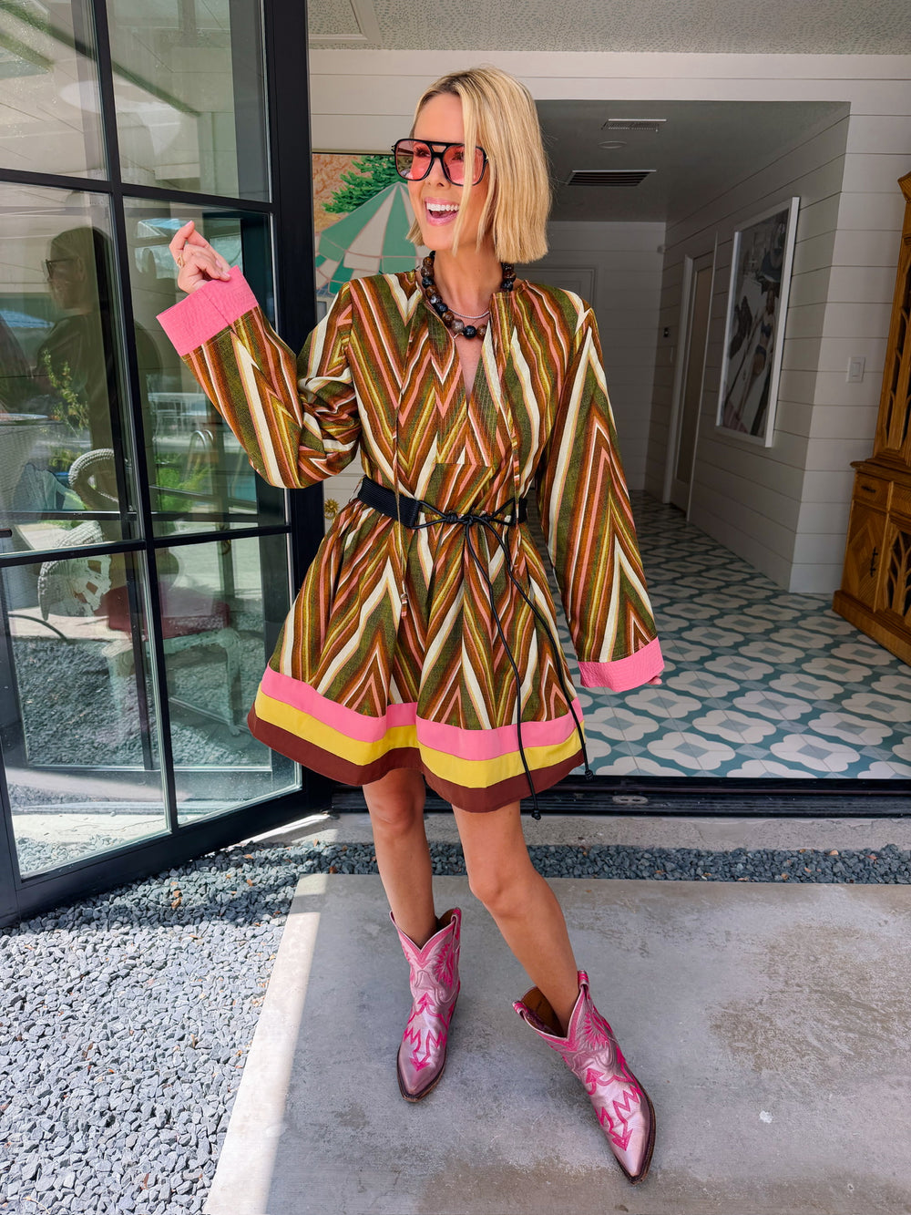 PUT TOGETHER ZIG ZAG BELTED DRESS - GREEN/PINK