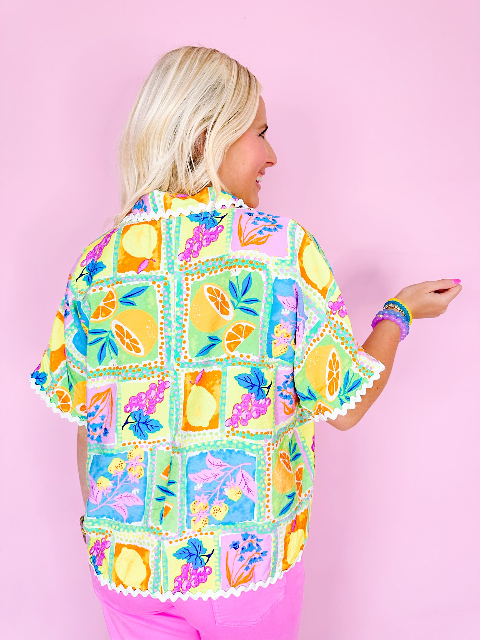 FRUIT PARADISE RIC RAC BUTTON UP TOP