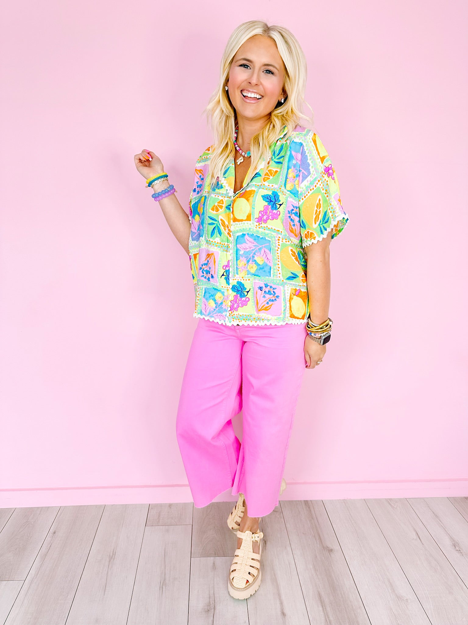 FRUIT PARADISE RIC RAC BUTTON UP TOP