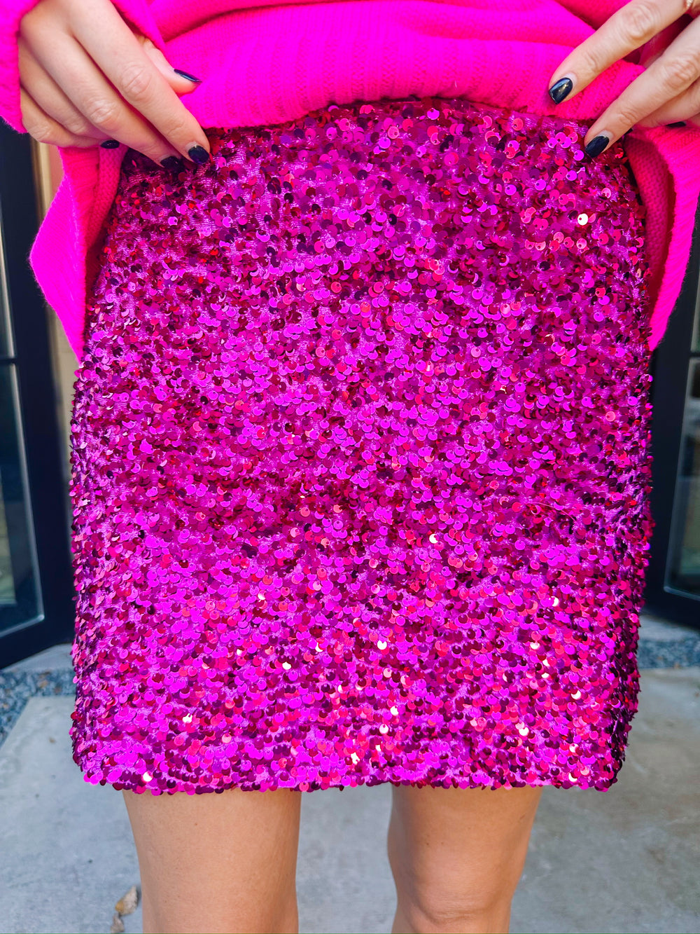 NIGHT TO REMEMBER SEQUIN SKIRT - MAGENTA