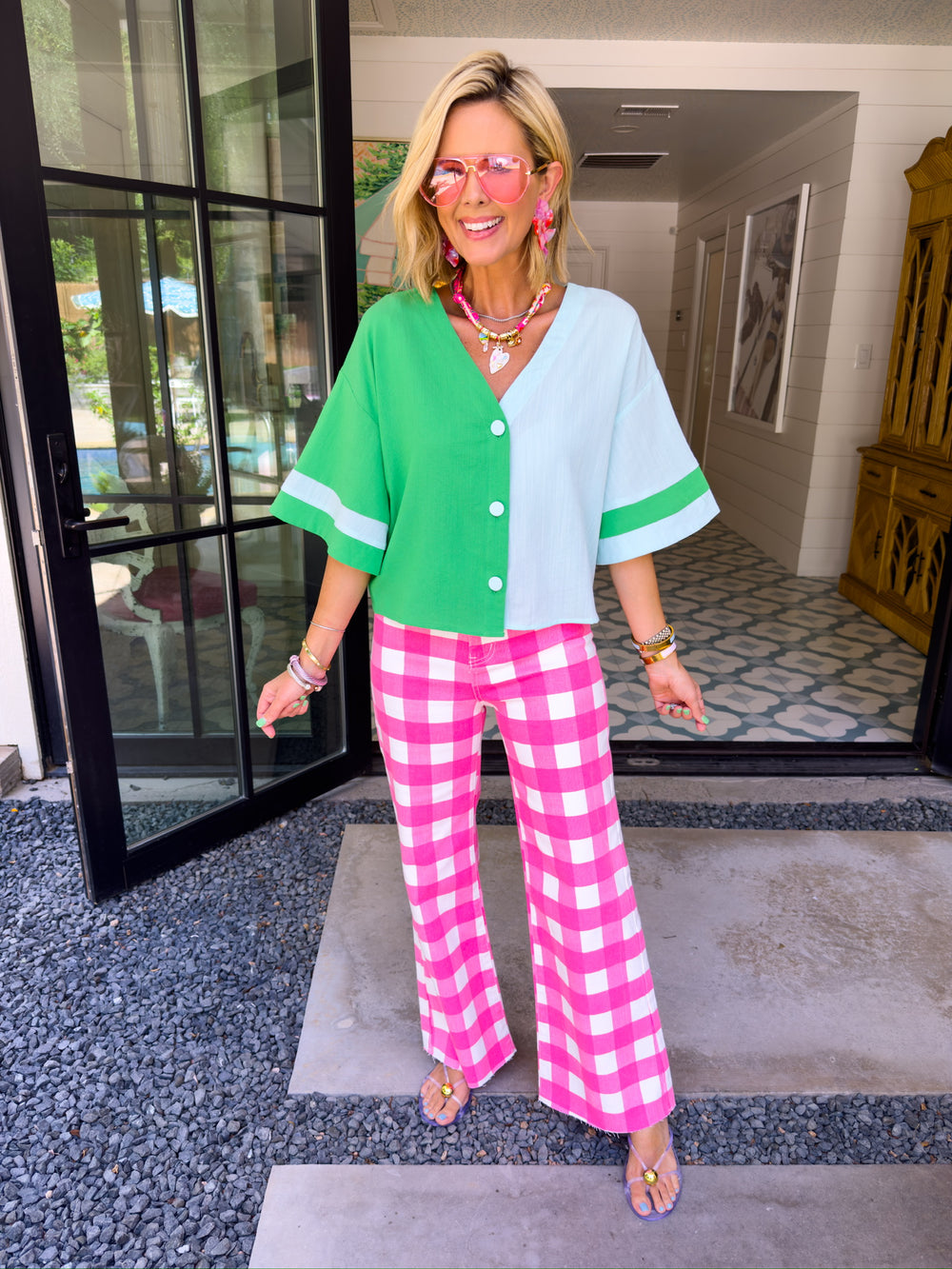 TWO SIDES TO THE STORY COLORBLOCK TOP - GREEN
