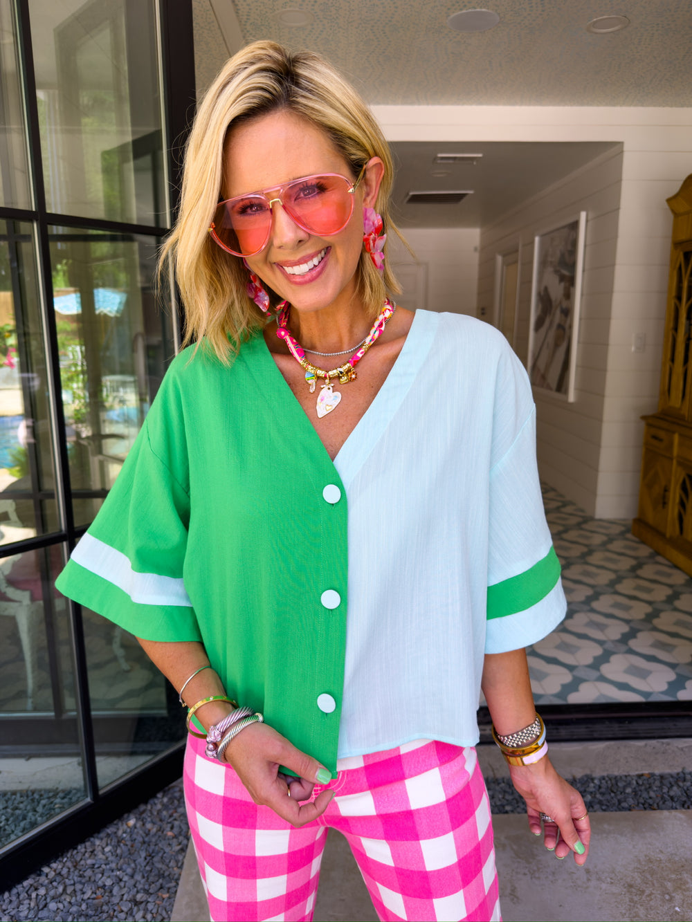 TWO SIDES TO THE STORY COLORBLOCK TOP - GREEN