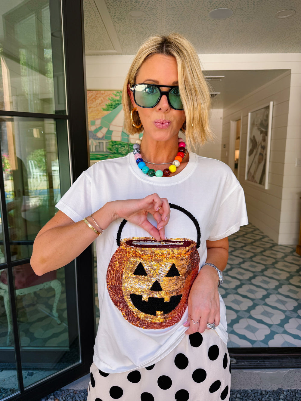 PUMPKIN CANDY BUCKET ZIP TEE - WHITE