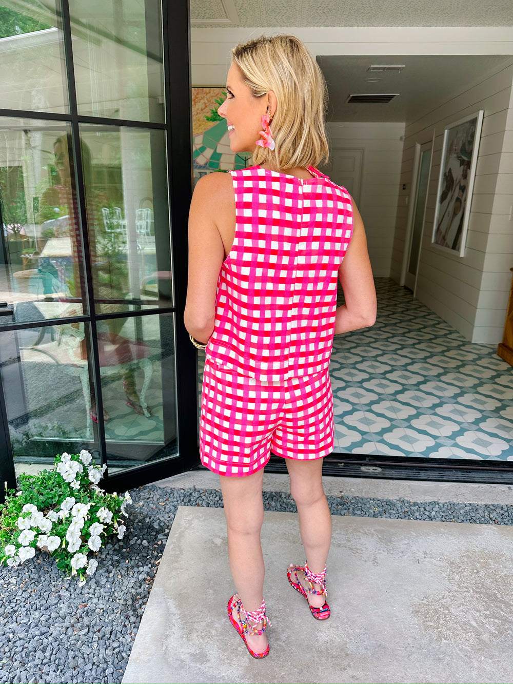 THE WEEKEND IS CALLING GINGHAM HORSEBIT SHORT SET - PINK