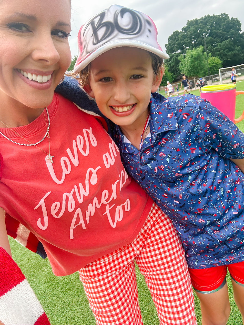 LOVES JESUS AND AMERICA MUSCLE TEE - RED
