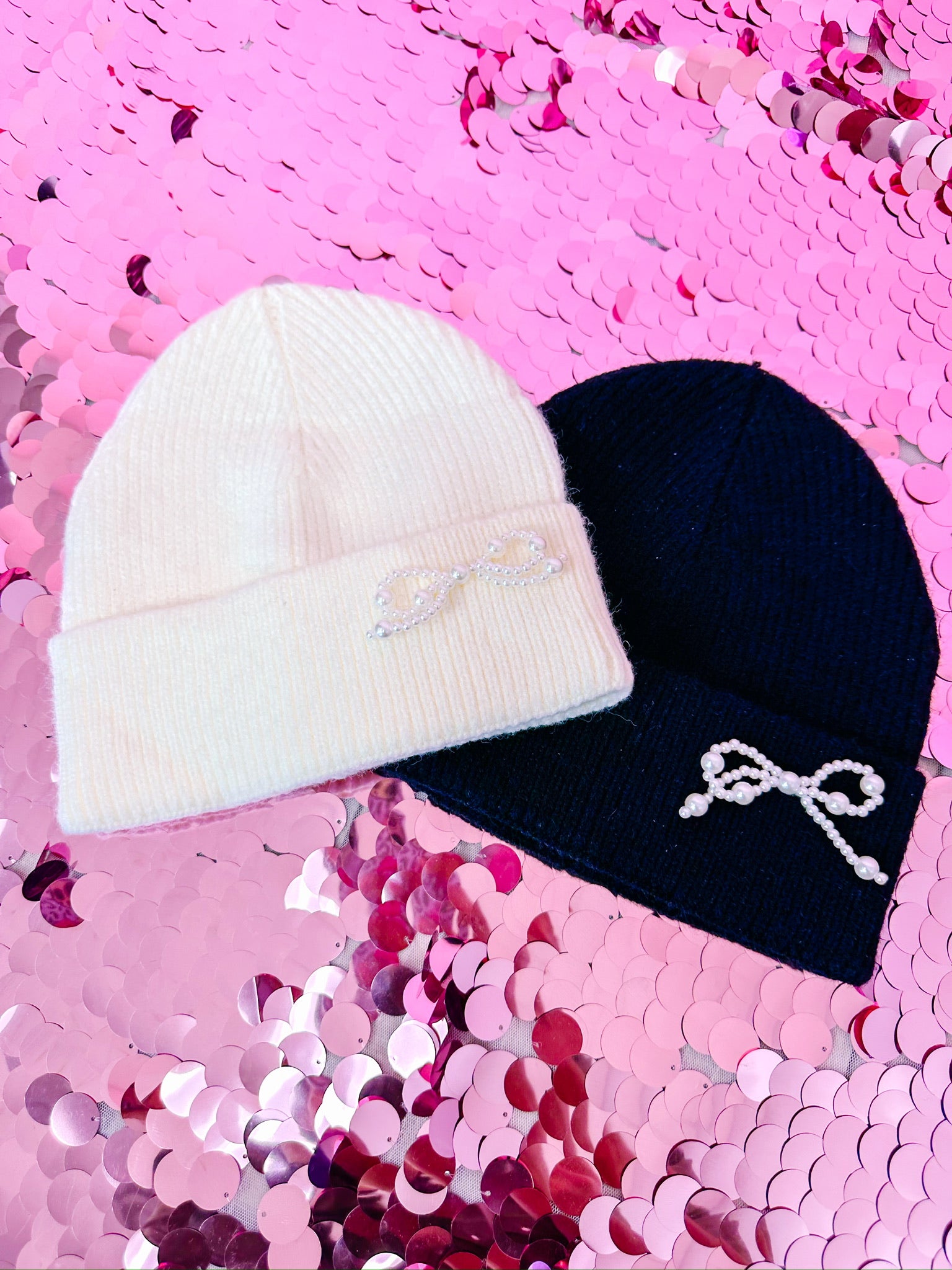 CUTESY PEARL BOW BEANIE - BLACK