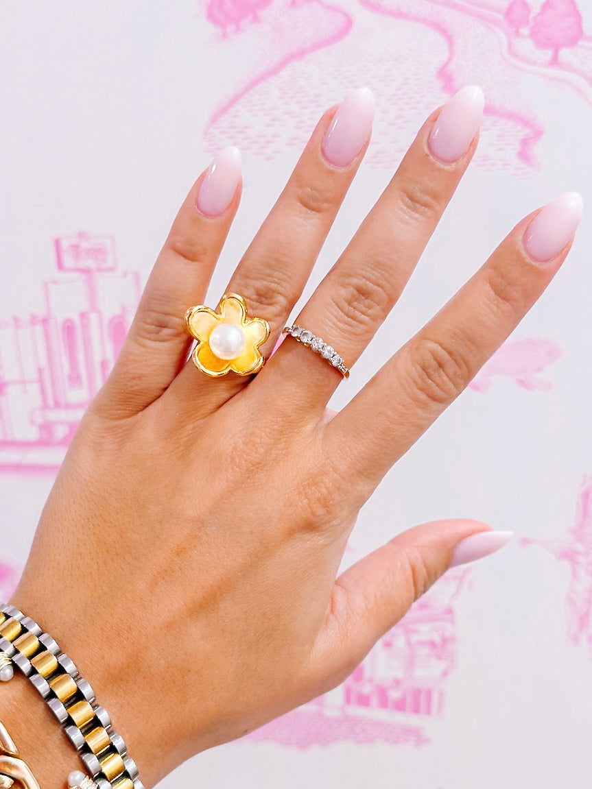 BLOOMING PEARL FLORAL RING - GOLD