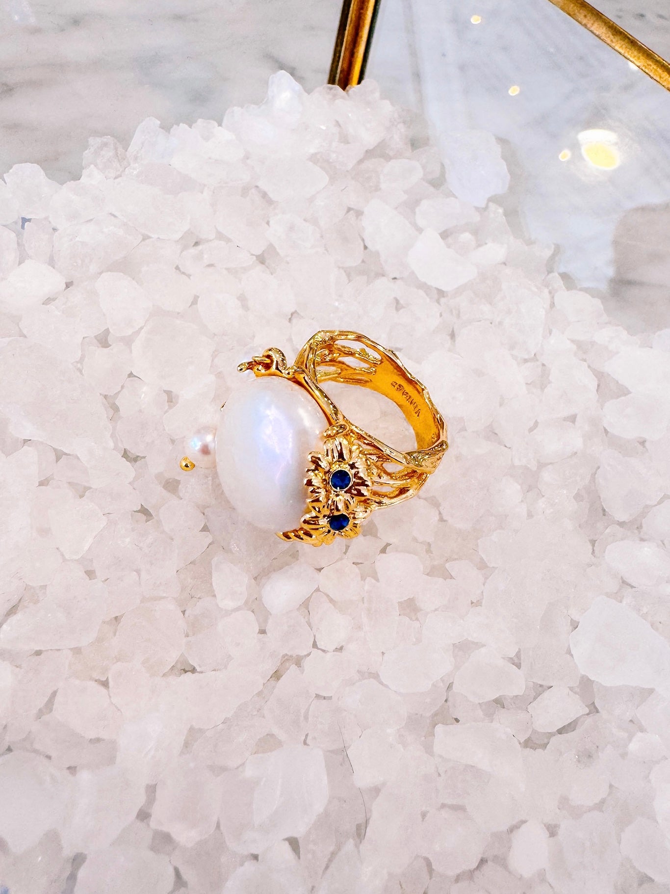 MIGHTY PEARL RING - GOLD