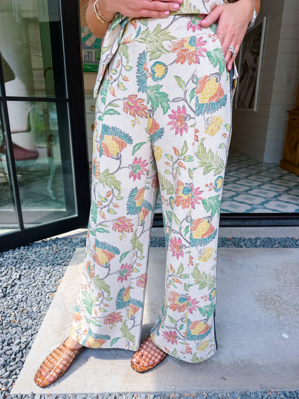 NEVER MISS A MOMENT FLORAL STRIPE TRIM PANT SET - CREAM