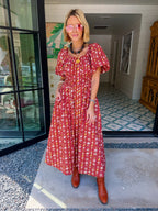 WANDER DOWN THE GARDEN PATH FLORAL MIDI DRESS - RUST