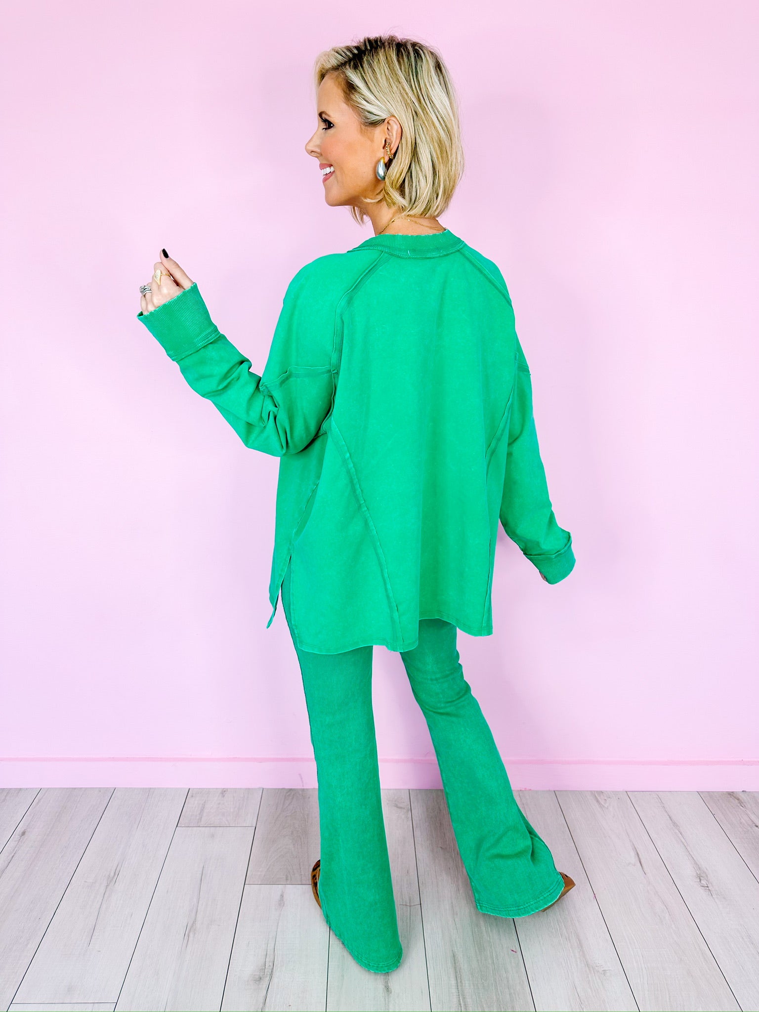 WITH EASE RIBBED FLARE PANTS - KELLY GREEN