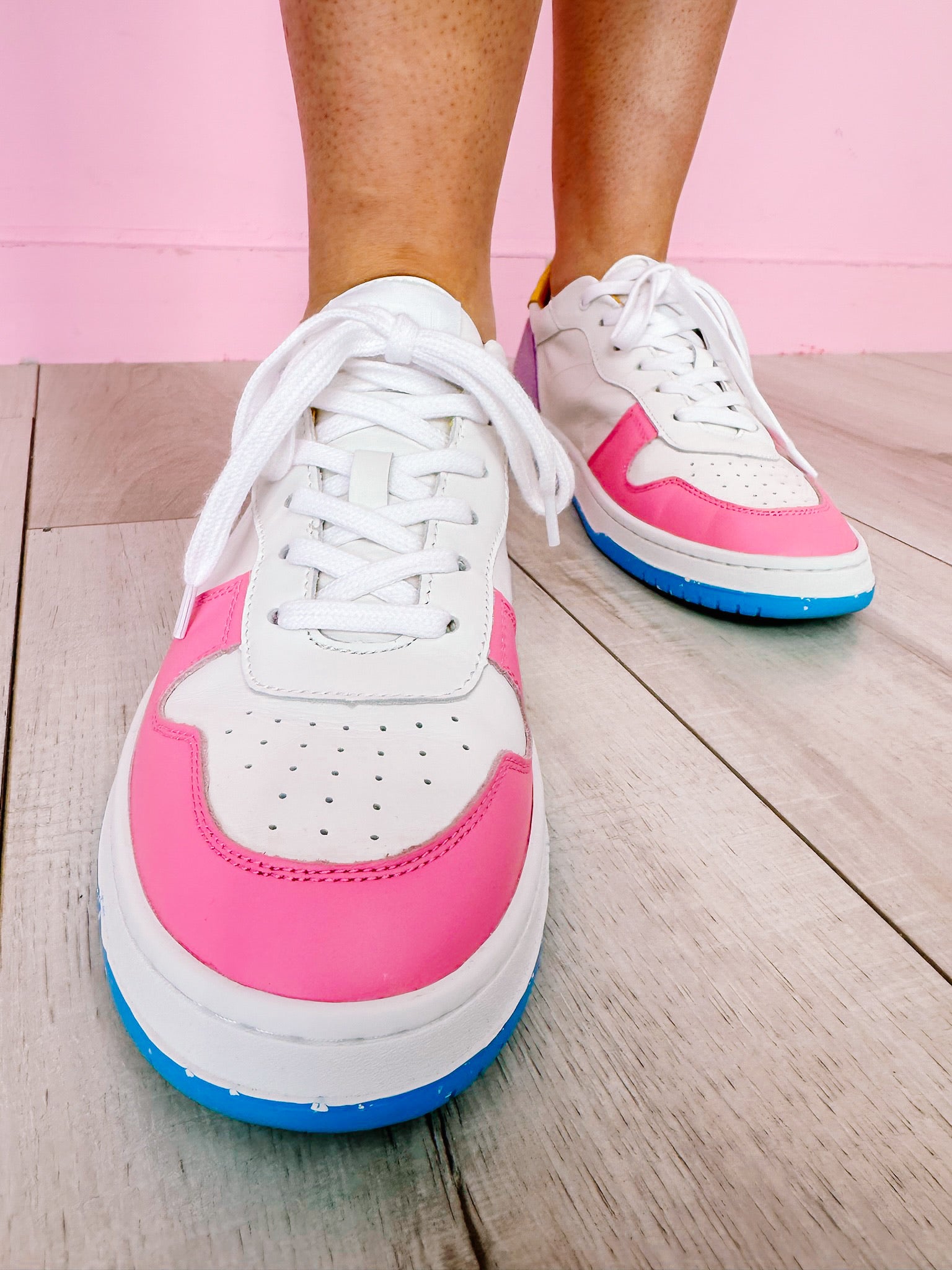 IN STYLE COLORBLOCK SNEAKER - STYLE